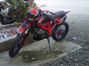 decal yz85